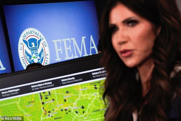 Las porristas de la Casa Blanca de Christy Noem culpan a Snow con una nueva y valiente excusa de por qué estaba rechazando la respuesta de Alex Pretty Shooting