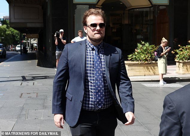 Profesora de gramática de Knox declarada culpable de preparar a un niño de 15 años para tener relaciones sexuales en Grinder