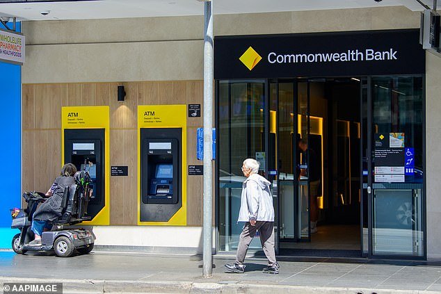 El Commonwealth Bank se vio muy afectado por la interrupción y millones de clientes no pudieron acceder a sus cuentas.