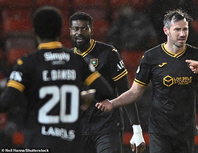 Martindale ha confirmado que Livingston se puso en contacto con la SFA por acusaciones de abuso racista contra Jeremy Bokila durante el partido de Aberdeen.