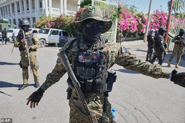 El infierno de las violaciones en Haití: las agresiones sexuales se triplican a medida que aumenta la violencia de las pandillas: más de 100 víctimas violadas por al menos diez a la vez