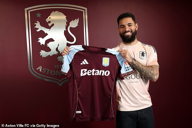 Aston Villa ha confirmado el regreso de Douglas Luiz cedido por la Juventus, sólo 18 meses después de su traspaso de £42,5 millones a los gigantes italianos.