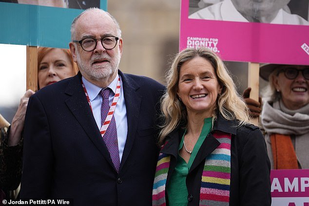 Los partidarios de la muerte asistida han amenazado con «intimidar» a sus oponentes en los Lores utilizando la «opción nuclear» para forzar la aprobación de la ley en el Parlamento, aunque admiten que podría «mejorarse».