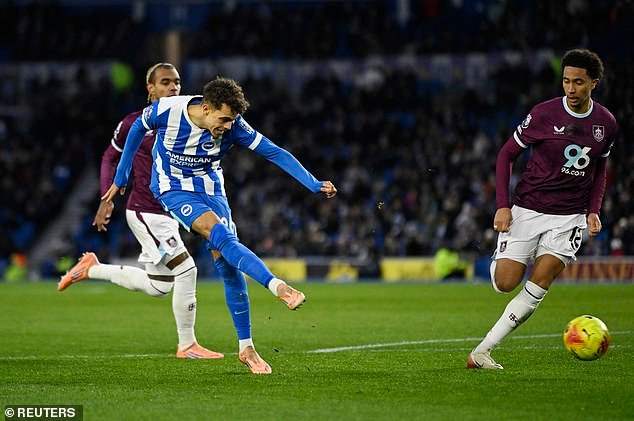 Nottingham Forest está considerando sus opciones después de rechazar una oferta de £ 20 millones por el mediocampista de Brighton… luego de una oferta fallida por Lewis Dunk