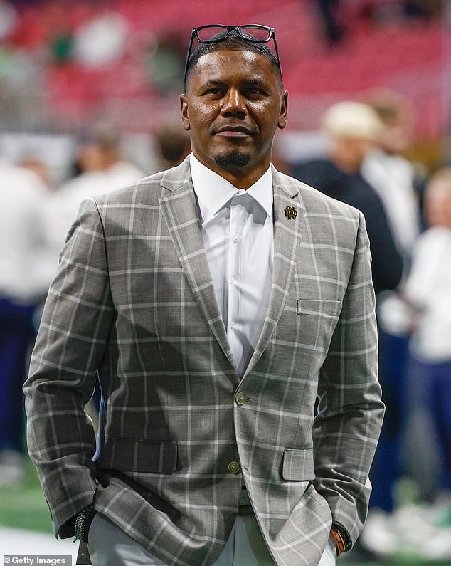 Los jefes Andy Reid intentan cazar furtivamente al feroz entrenador asistente rival con estrechos vínculos con el mejor prospecto del draft de la NFL