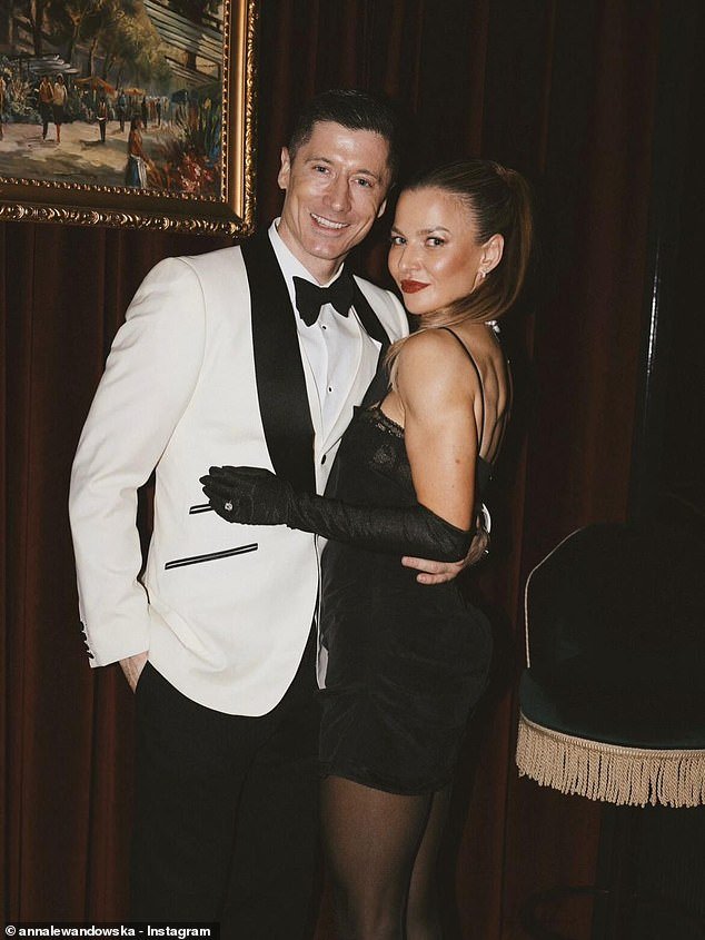 La esposa de Robert Lewandowski ha puesto en alerta a los principales clubes europeos tras soltar un gran bombazo sobre el futuro del astro del Barcelona