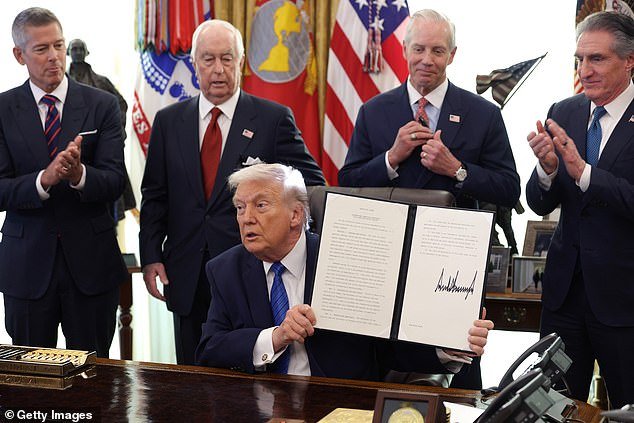 Trump ordenó una rápida y furiosa carrera de IndyCar por las calles de DC