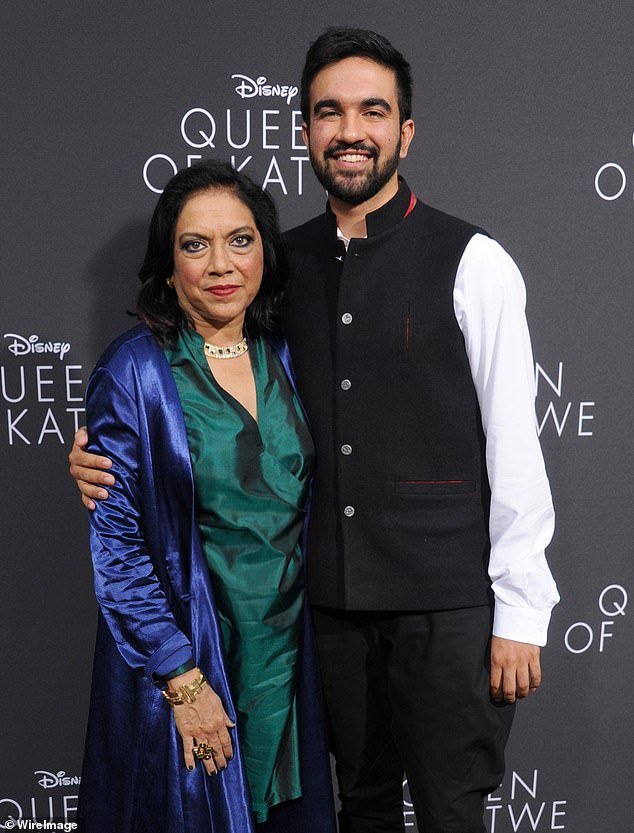 Epstein, el alcalde socialista de Nueva York, se vio arrastrado al escándalo porque los archivos dicen que pasó una noche en la casa de su madre, Ghislaine Maxwell.