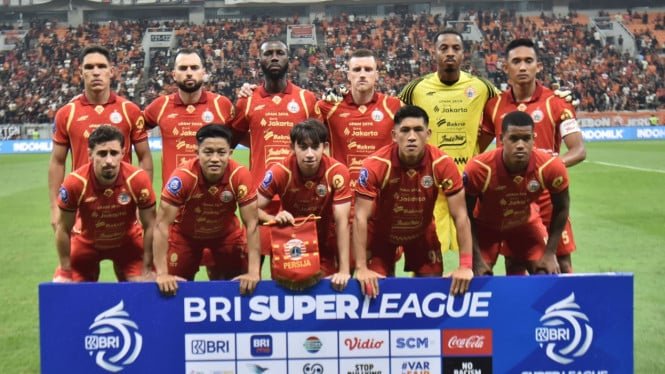 1767342637_6955f68eb1543-skuad-persija-jakarta-2025-2026_665_374.jpg