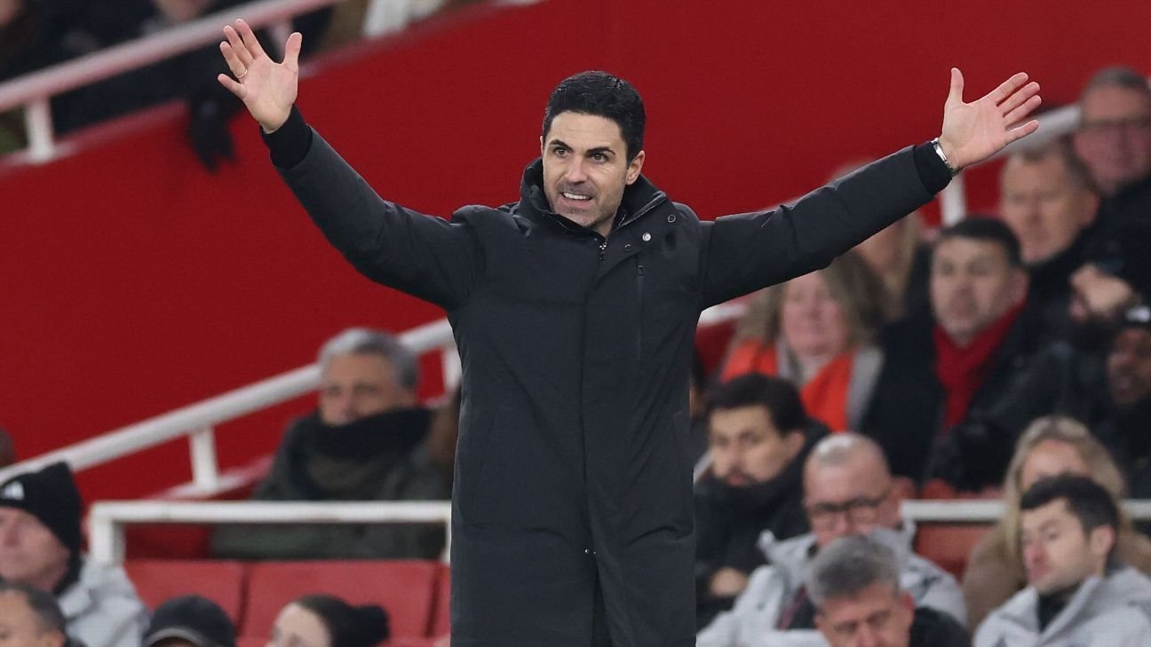 ¿Alguien quiere ganar la Premier League? Arsenal, Man City y Villa luchan por dejar entrar al United