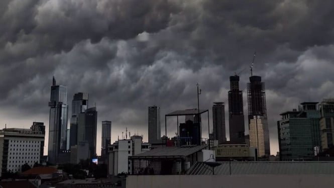 Es probable que la educación a distancia en Yakarta se extienda hasta febrero de 2026