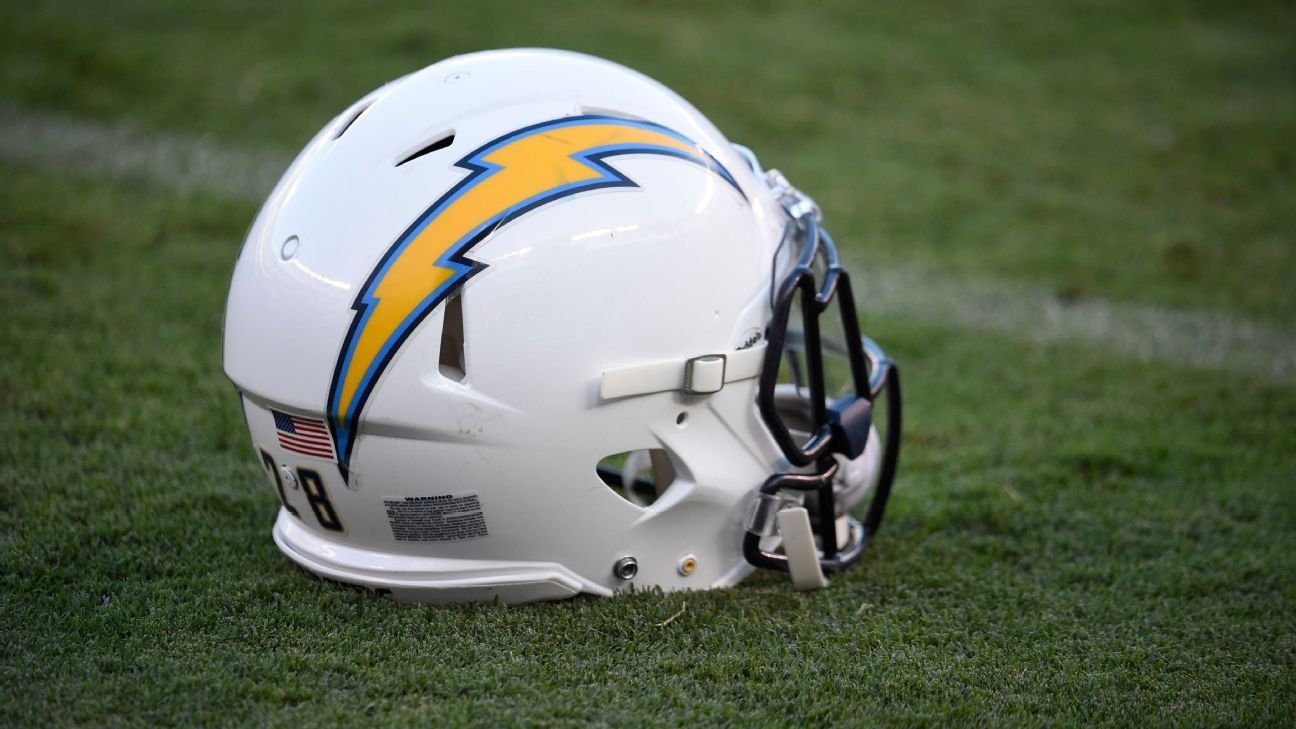 Los Chargers contratan a O’Leary del oeste de Michigan como coordinador defensivo