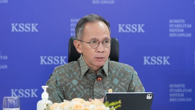 Mahendra Siregar habla sobre los motivos de su dimisión como presidente de OJK