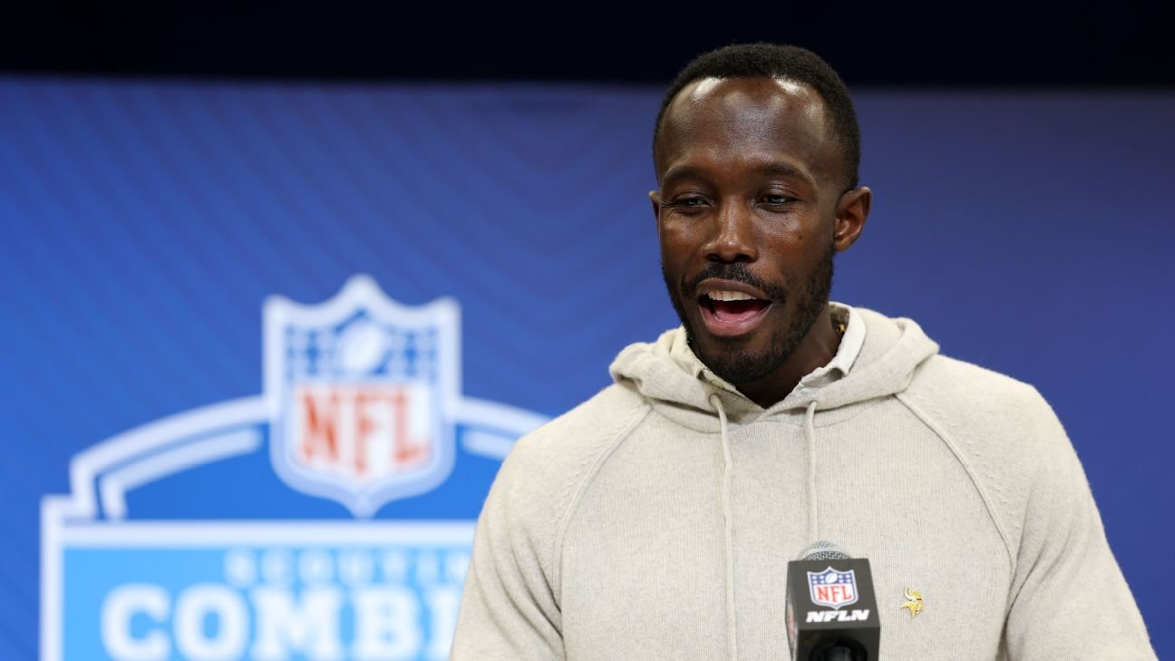 Los Vikings despidieron al gerente general Kwesi Adofo-Mensah 4 días después