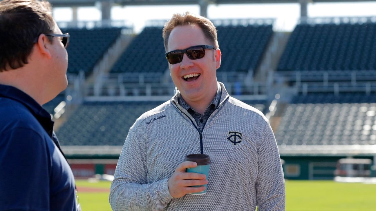 Falvey, ejecutivo de los Mellizos, se marcha mientras continúa la reforma organizacional