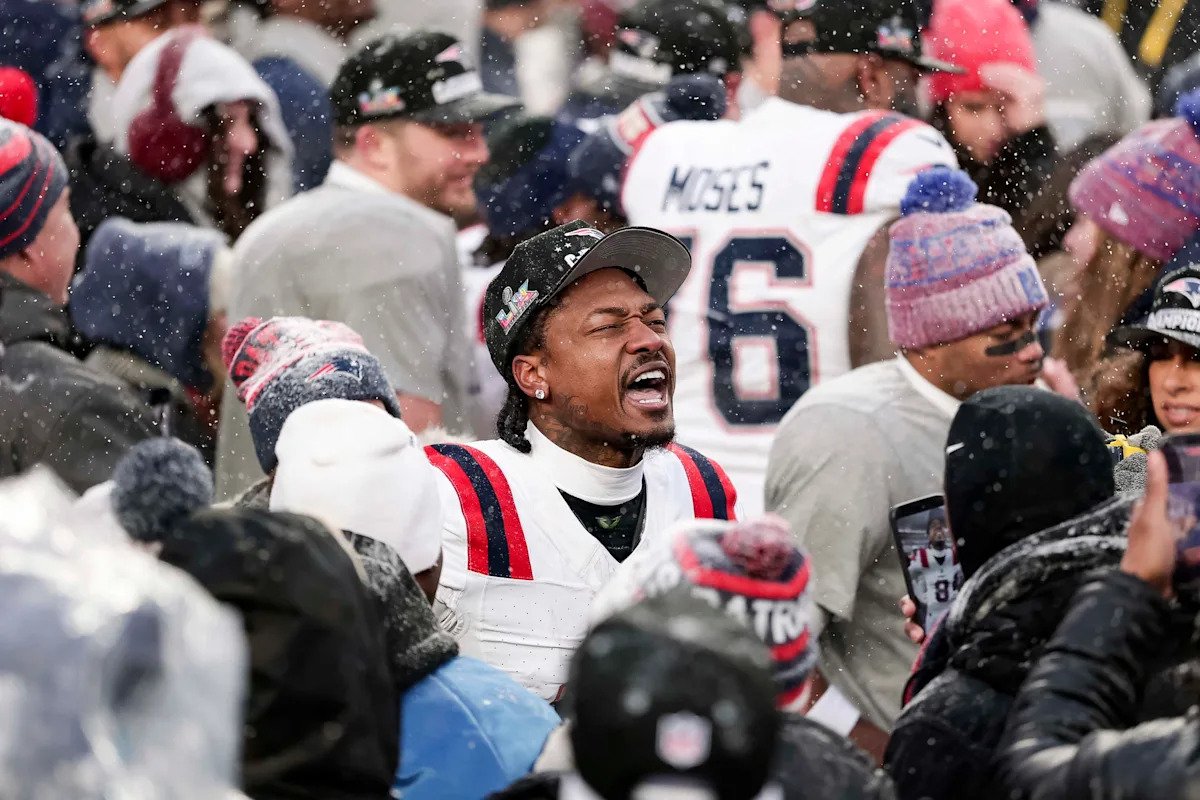 El WR de los Patriots, Stefon Diggs, emocionado después de alcanzar el primer Super Bowl de su carrera, años de ver a los Chiefs desde la banca