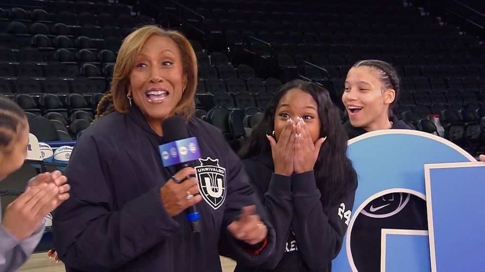 MIRAR: Una sorpresa irresistible para los jugadores de baloncesto de la escuela secundaria de Filadelfia