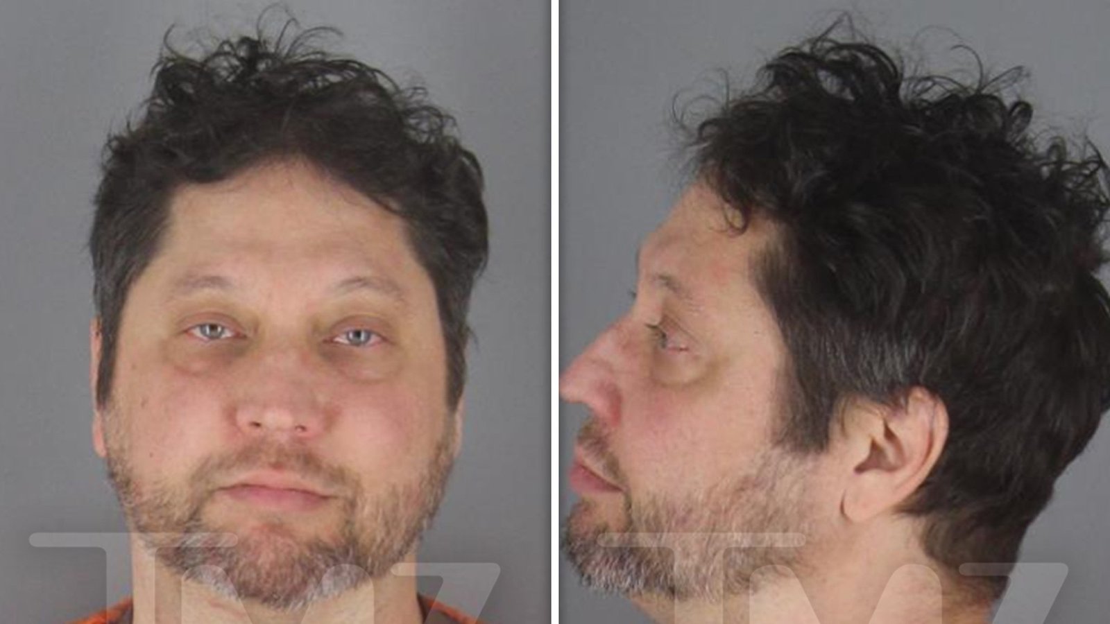 Ilhan Omar Syranj posa para una triste foto policial del sospechoso