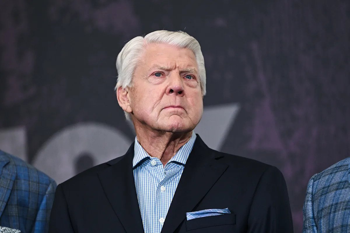 Jimmy Johnson defiende a Bill Belichick en medio de un desaire al Salón de la Fama y admite que los Cowboys utilizaron tácticas de spygate: «Muchos equipos lo intentaron»