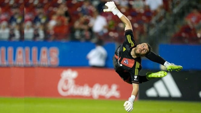 Marten Paes es el rival para convertirse en el primer portero del Ajax