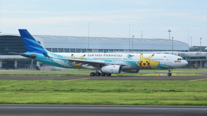 697b67d86a8c8-armada-pesawat-garuda-indonesia_665_374.jpg