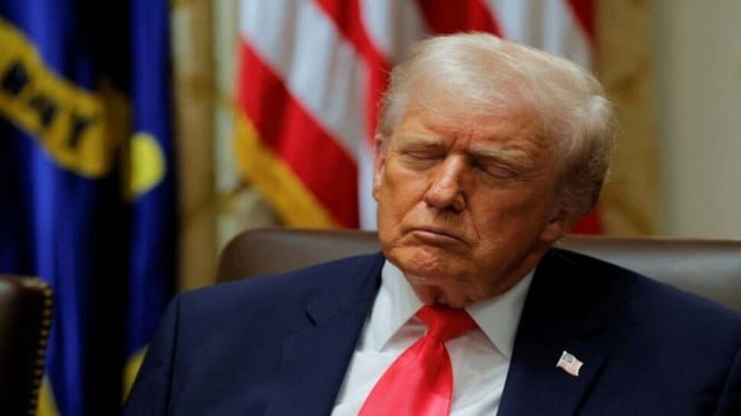La divertida respuesta de Trump a las acusaciones de que a menudo se queda dormido en las reuniones del gabinete