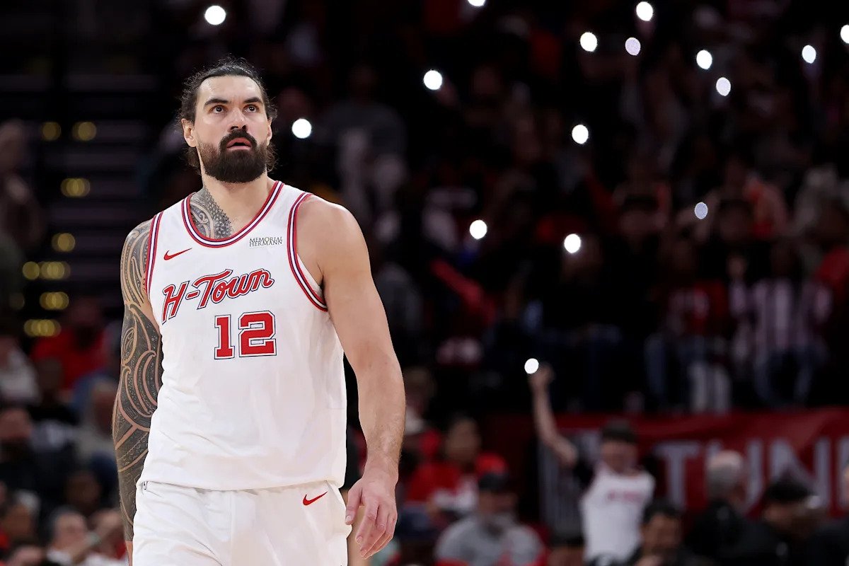 Rockets C Steven Adams fuera por toda la temporada, se somete a cirugía por esguince en el tobillo izquierdo