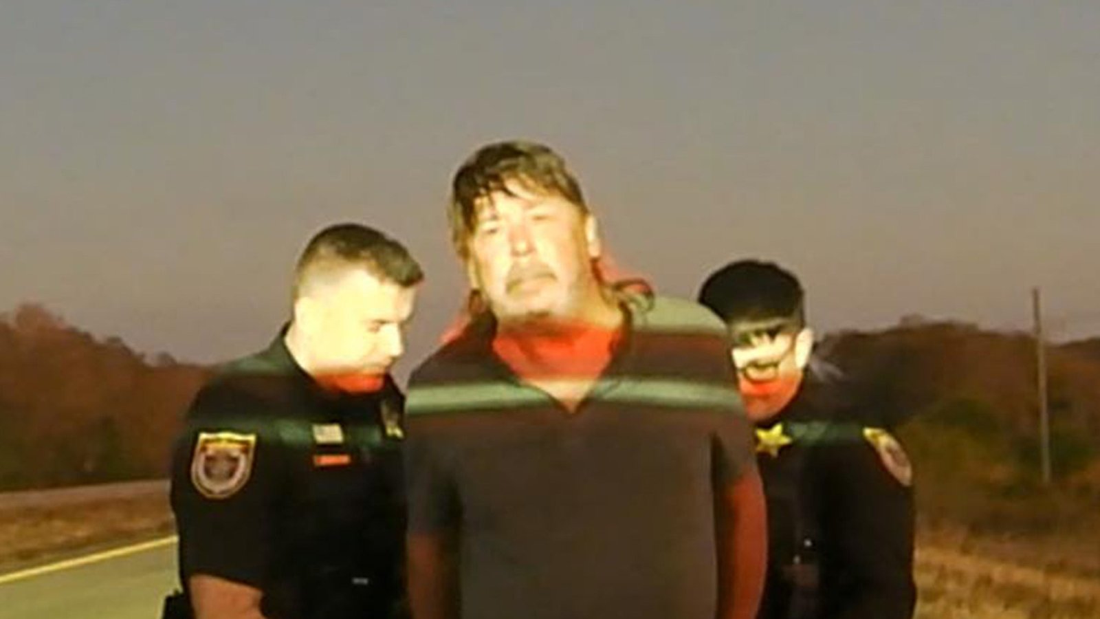 Conductor de Florida acusado de DUI después de que su auto se incendiara