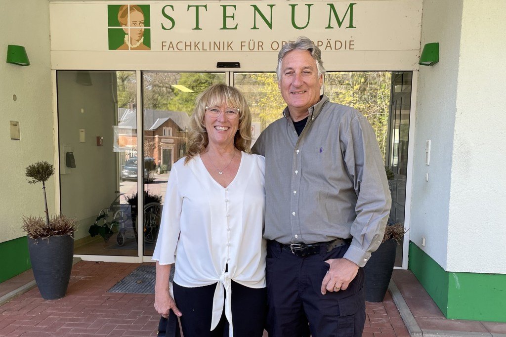 El hombre de Discovery Bay ha abierto un camino para otros con una cirugía de espalda pionera