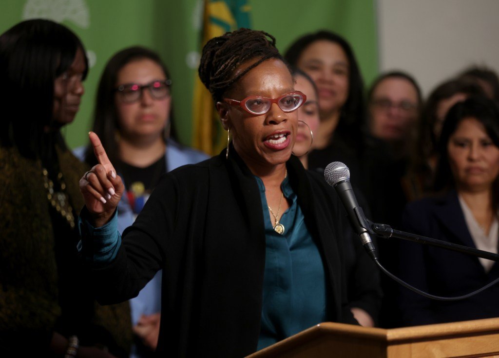 Los demócratas de la Cámara de Representantes del Área de la Bahía cantan victoria mientras la Casa Blanca recorta $1.9 mil millones en fondos para la salud – The Mercury News