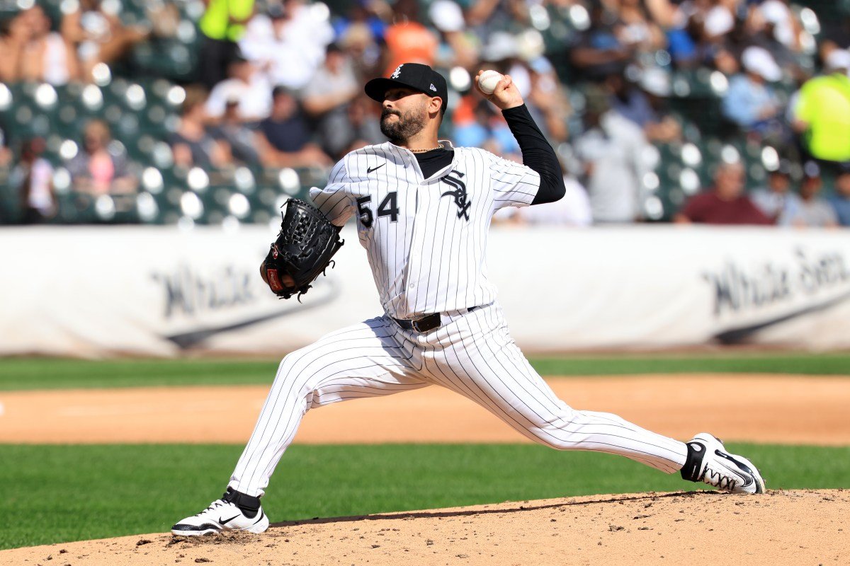 Bravos acuerdan negociar con lanzador veterano de 14 años: Informe