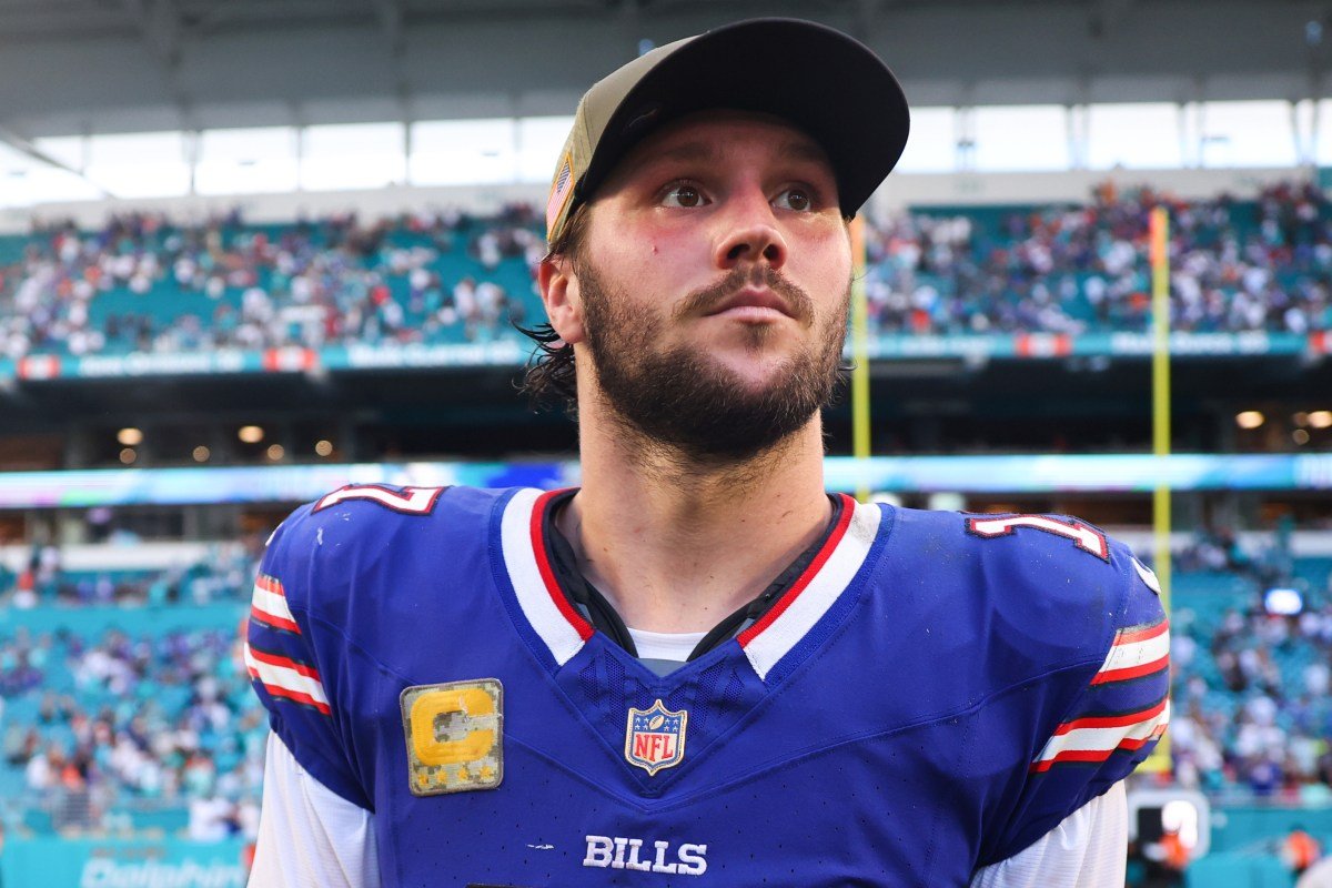 Las luchas de Josh Allen dejan clara la posición del receptor abierto de los Bills