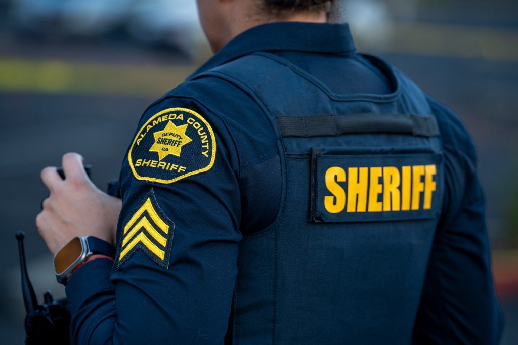 Un hombre de San Lorenzo, conocido por las ‘patrullas’ pronazis en la ciudad, acusado de destruir el sistema de vigilancia policial