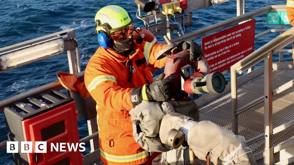 Visite un campo petrolífero del Mar del Norte donde se bombea CO2 bajo el lecho marino.