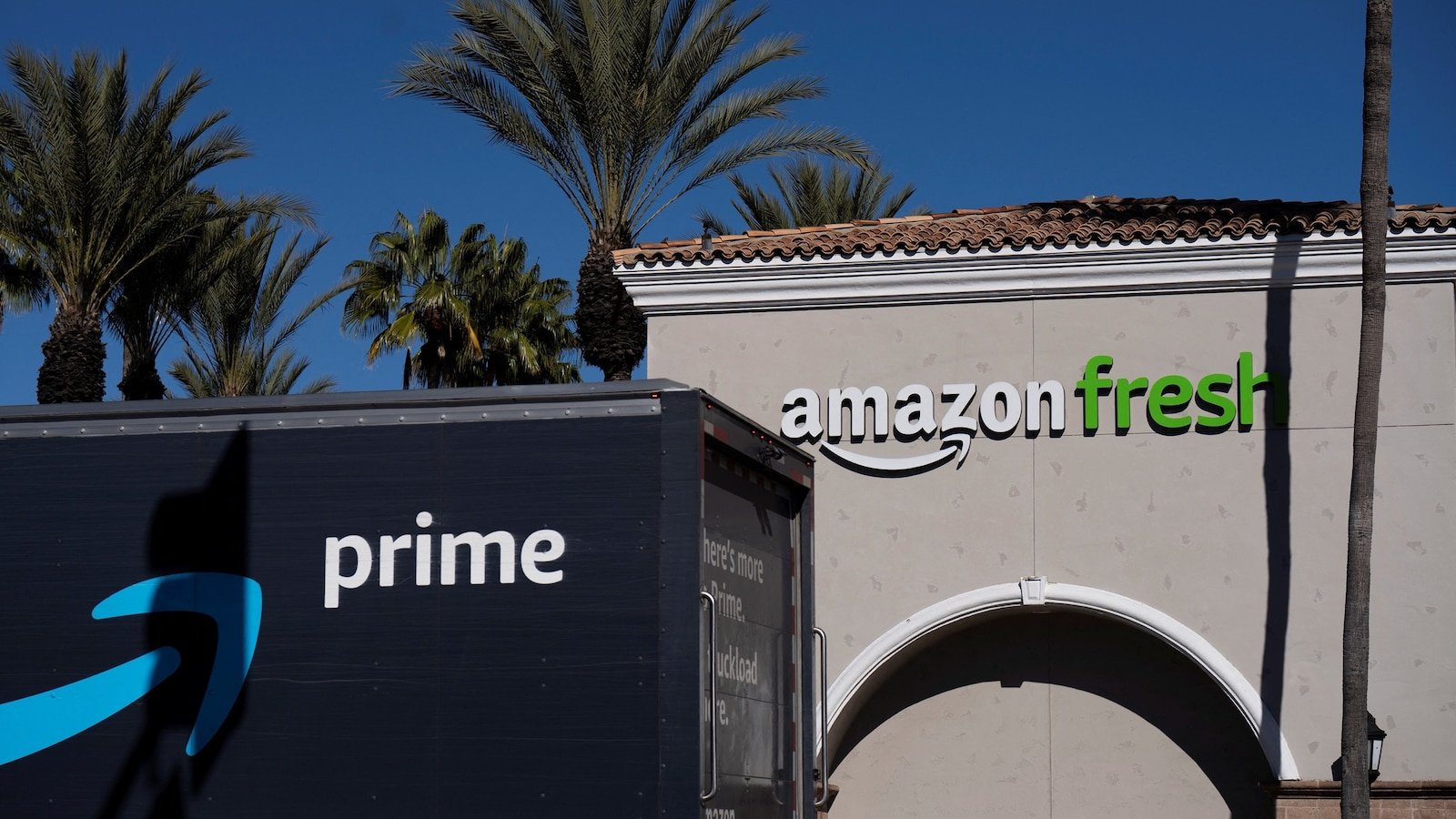 Amazon planea eliminar 16.000 puestos de trabajo, dijo la compañía a sus empleados en un correo electrónico