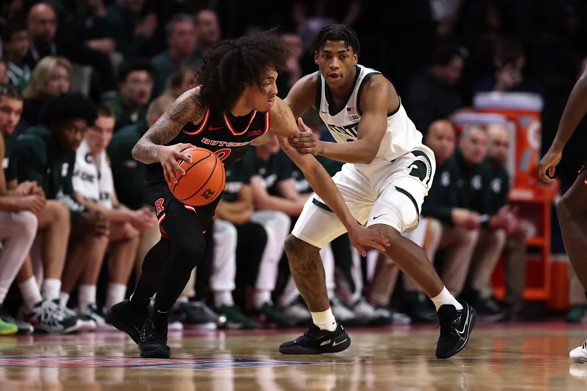 El No. 7 Michigan State evitó a Rutgers con una victoria en tiempo extra después de borrar un déficit de 12 puntos en la segunda mitad.