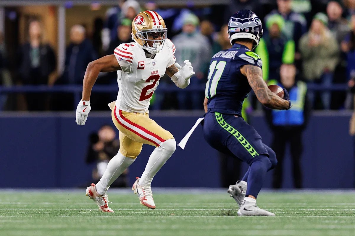La NFL multa a 49ers DB Diommodore Lenoir por cabezazo al WR de los Seahawks Jackson Smith-Nzigba en el juego de la ronda divisional