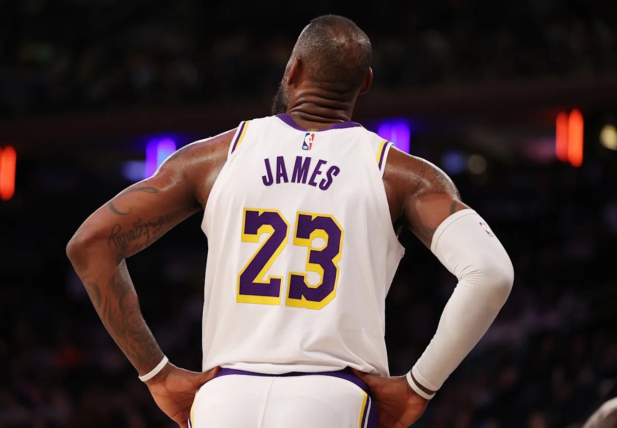 Las entradas para el posible último partido de LeBron James en el Madison Square Garden son las más caras desde la despedida de Kobe Bryant