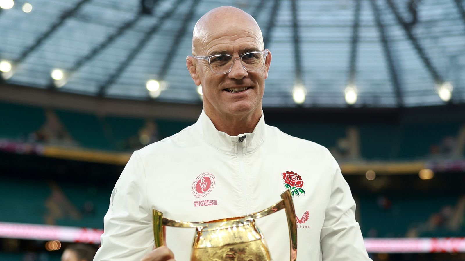 El entrenador en jefe ganador de la Copa Mundial Femenina de Inglaterra, Jon Mitchell, firmó un acuerdo a largo plazo con Red Roses Rugby Union News
