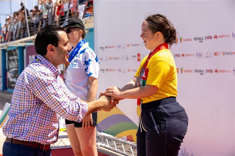 Sports Business Journal dedica cuatro artículos en un número a Olimpiadas Especiales