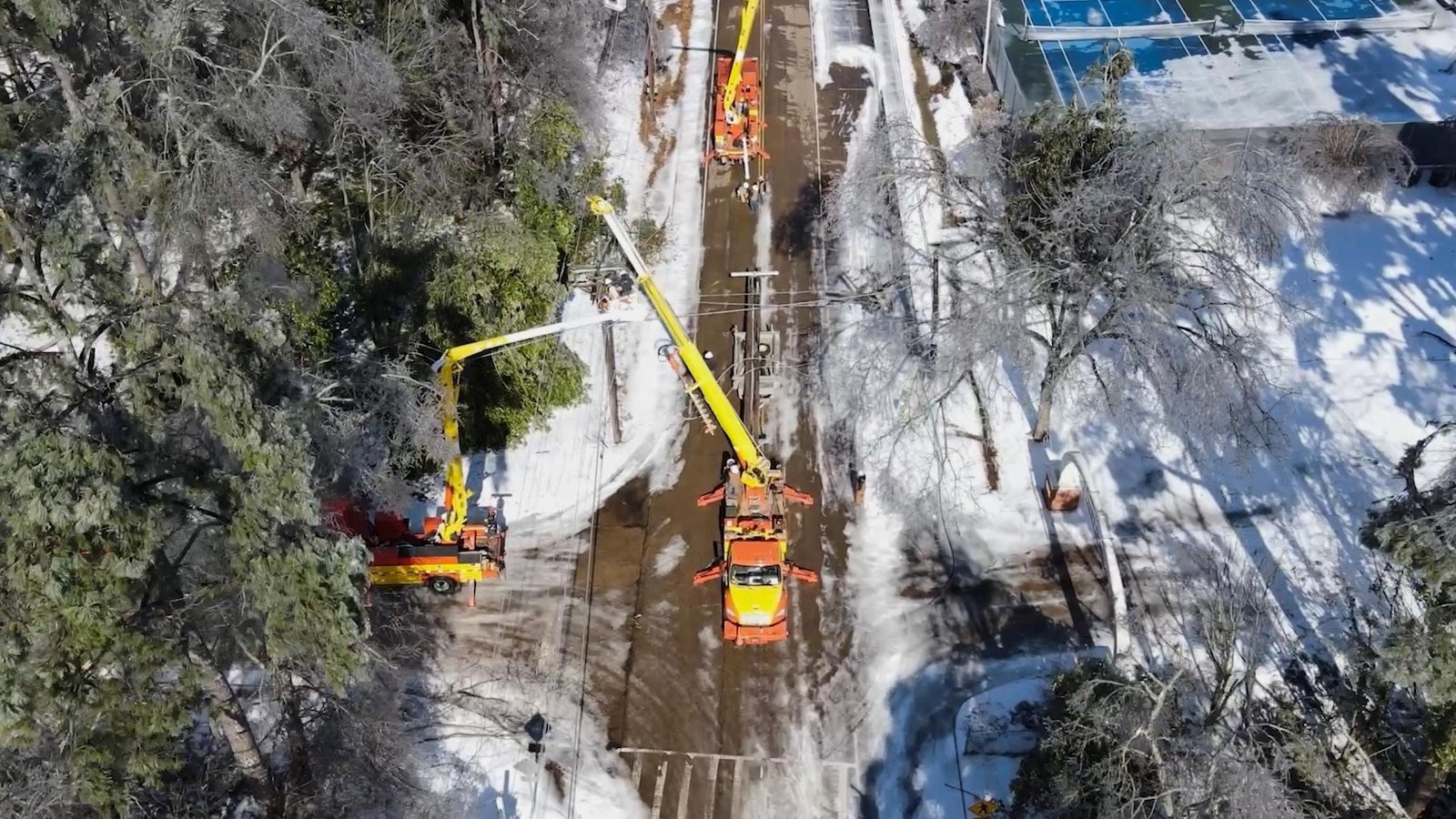 Después de días de nieve, temperaturas frías y apagones generalizados, la situación en el sur de Estados Unidos es aún más grave.