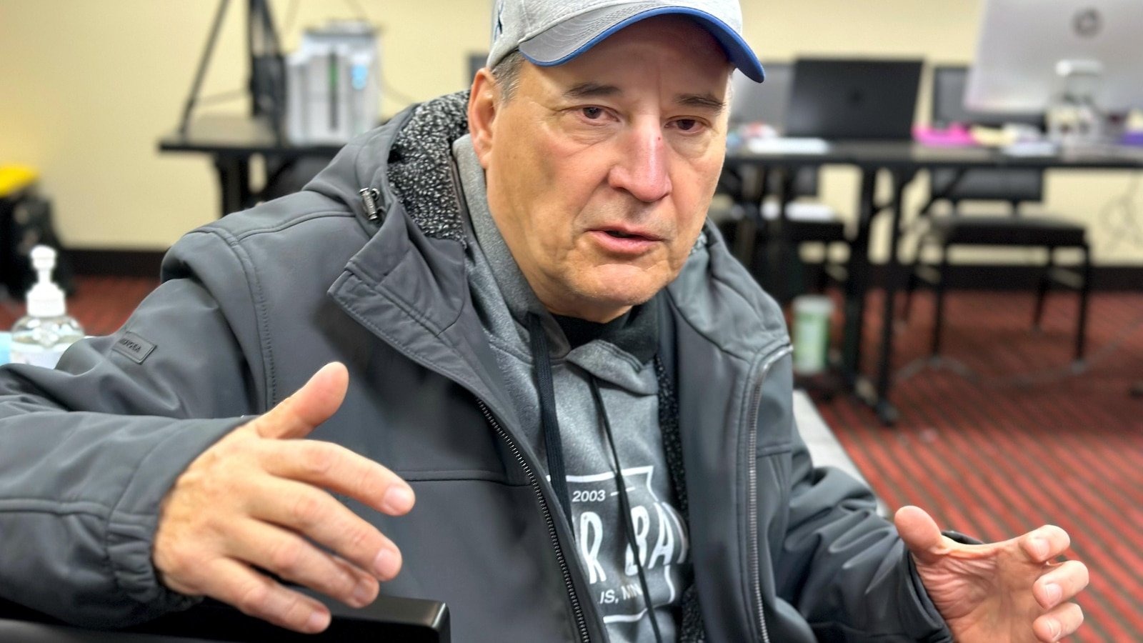 Temerosos del ICE, los nativos americanos se apresuran a demostrar su derecho en EE.UU.