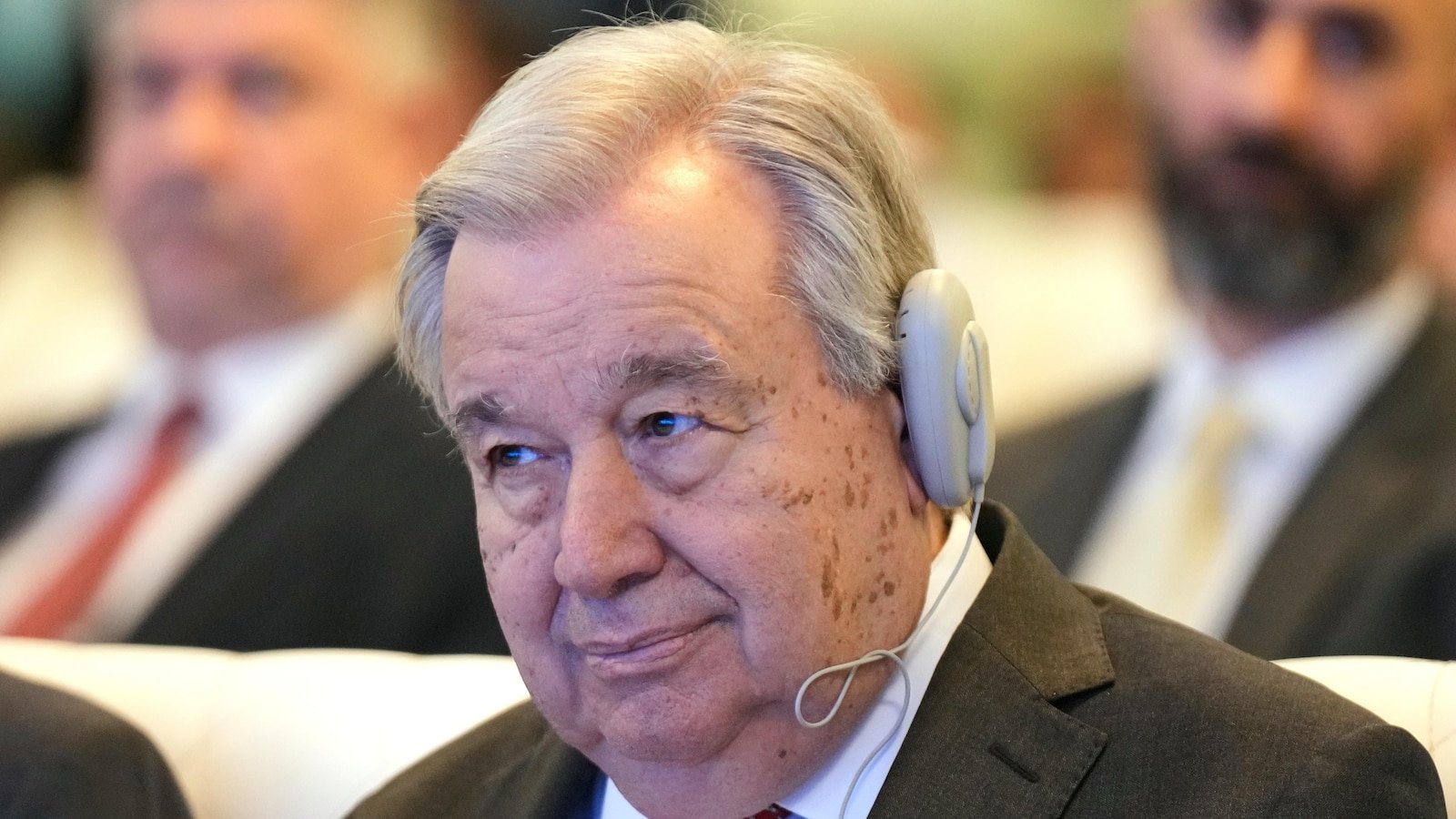 El jefe de la ONU arremetió contra los países que violan las leyes internacionales