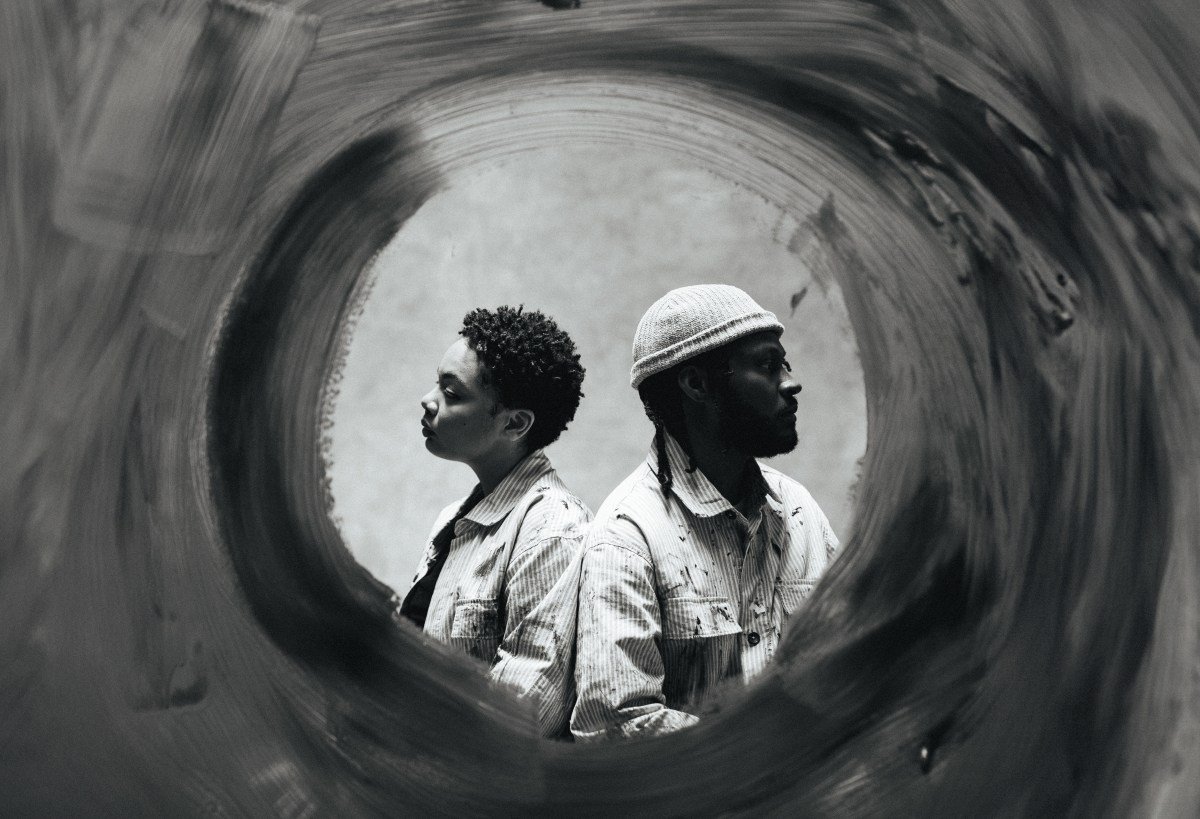 ‘Beyond’ es lo que esperas: el dúo innovador de April + VISTA