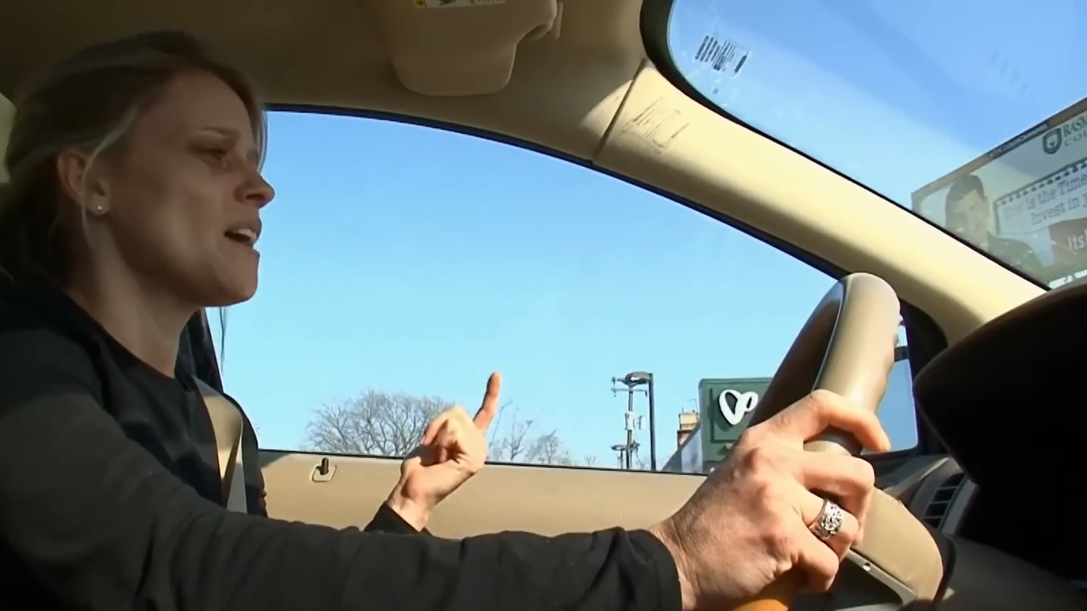 La disculpa de Nicole Curtis incluye una larga ‘explicación’ del uso del insulto