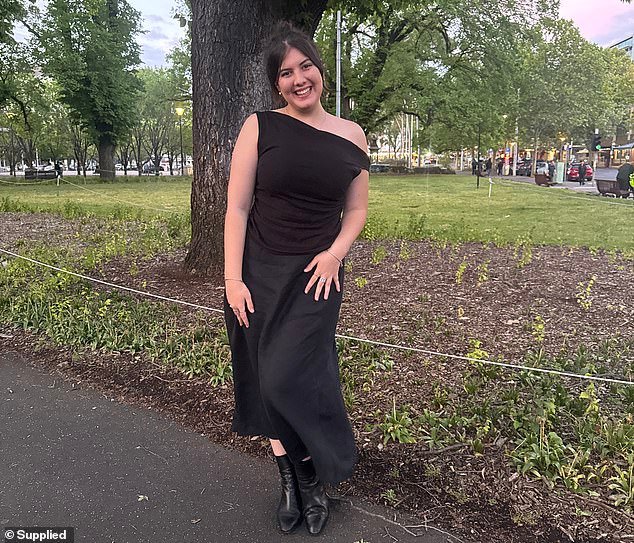 El regalo que cambió la vida de mamá ayudó a Mia a comprar su primera casa a los 19 años, y no fue dinero en efectivo para un depósito: así es como lo hizo la adolescente