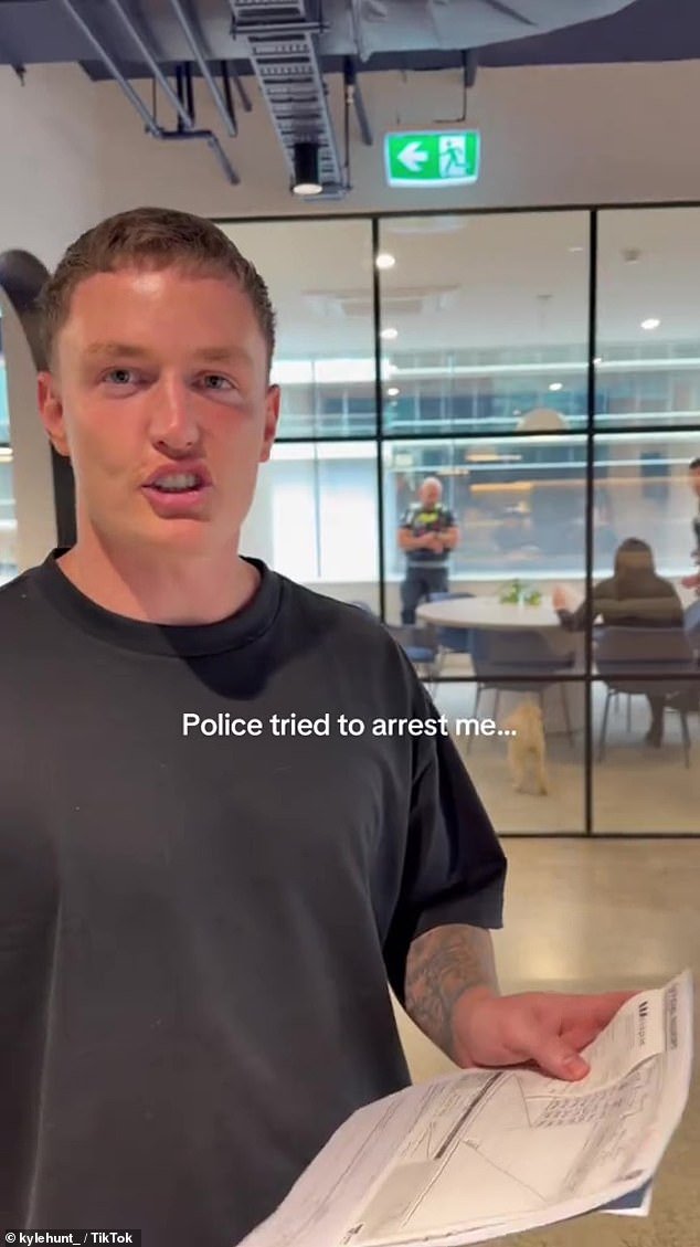 El director ejecutivo, Kyle Hunt, multado con 10.000 dólares por una razón ridícula: los alguaciles de la corte se presentaron en su oficina