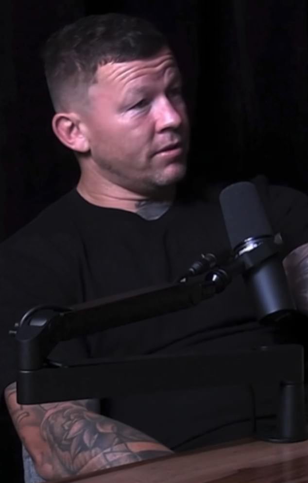 La leyenda del fútbol Matty Johns ha respaldado al ex chico malo de la NRL, Todd Carney, para que algún día se convierta en entrenador en jefe.