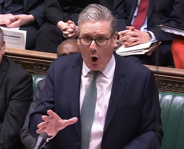 Dan Hannan: Stormer es el títere de la izquierda y azota un barco que ya no gobierna