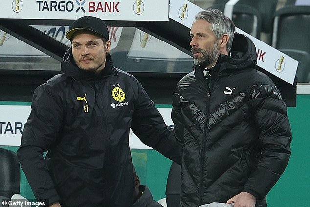 Tottenham tiene tres de los principales jefes europeos en su lista con un nuevo entrenador interino tras el despido de Thomas Frank.